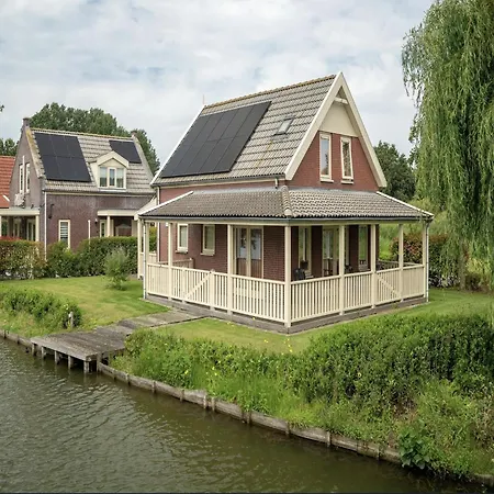 Bungalow By Water With Sauna In South Holland Simonshaven